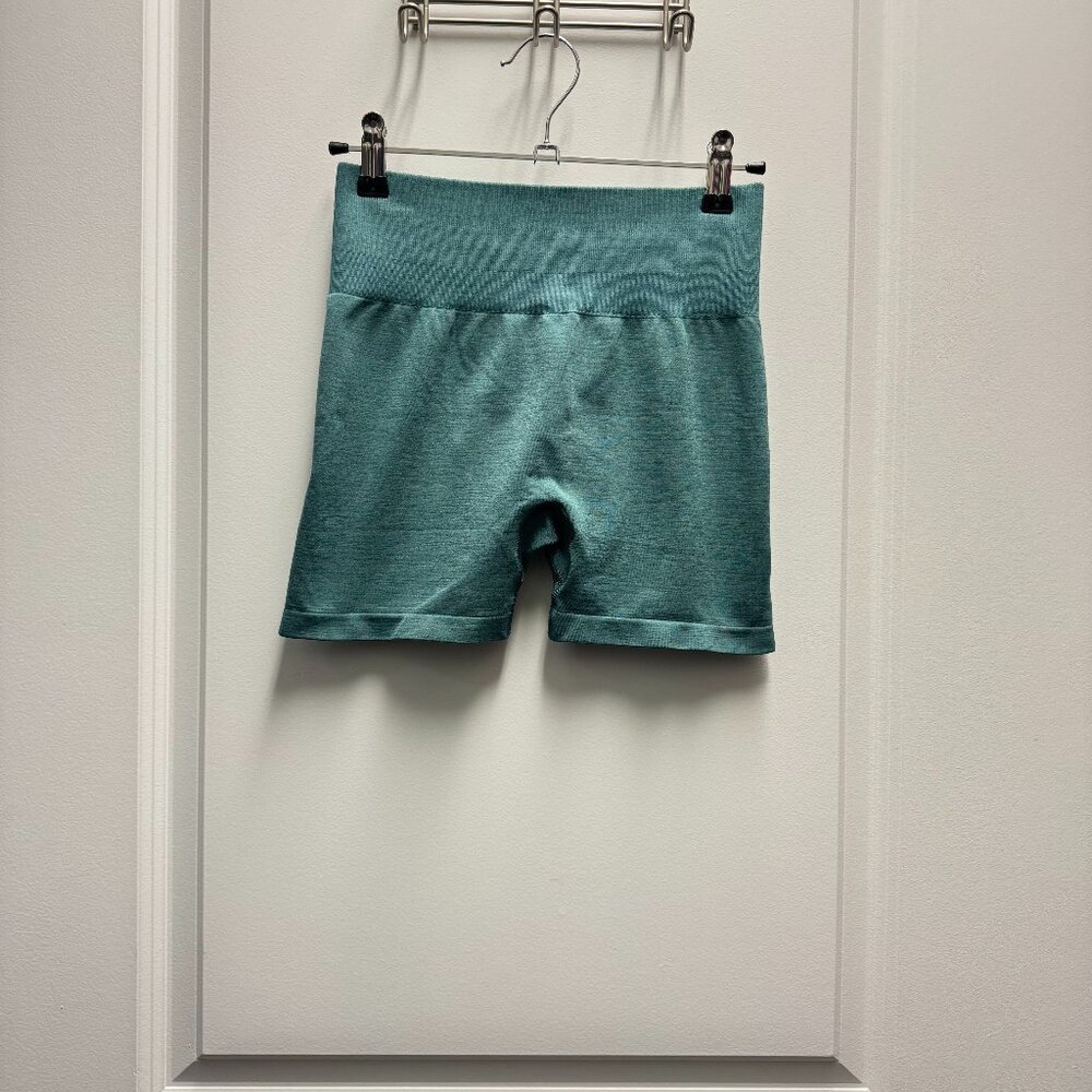 Women's Best Define Scrunch Seamless Shorts